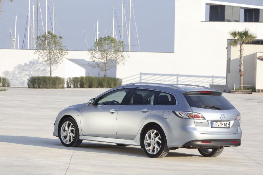  Mazda6 Wagon Sport 2010 года  (фото 38 из 60)